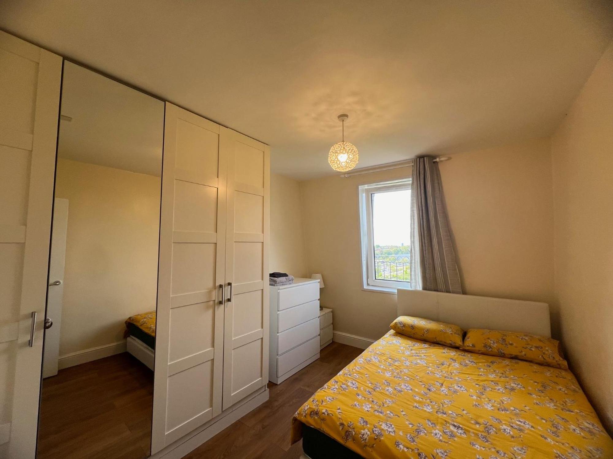 Comfy 2 Bedroom Apartments - Finchley Road, London Kültér fotó