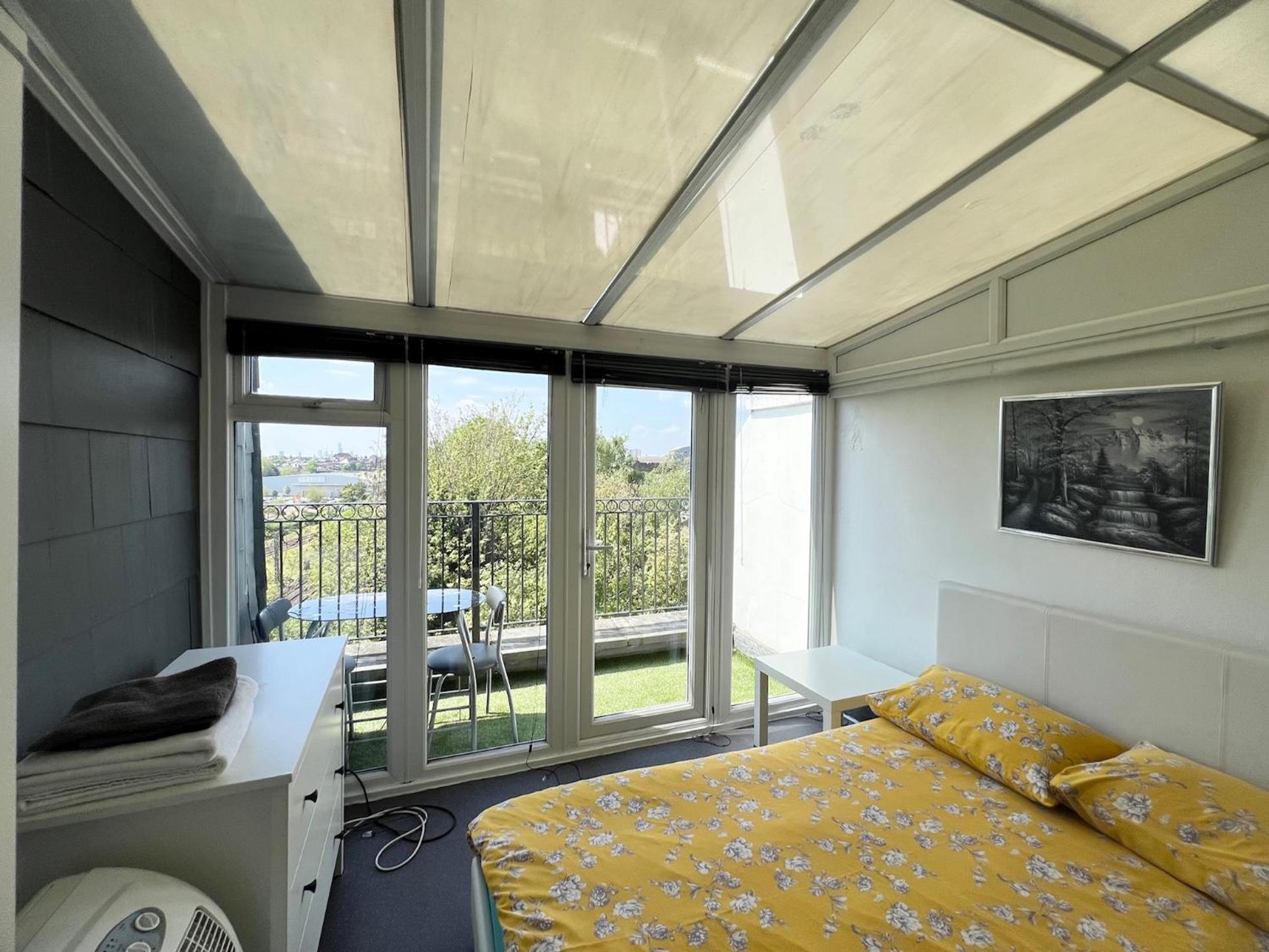 Comfy 2 Bedroom Apartments - Finchley Road, London Kültér fotó